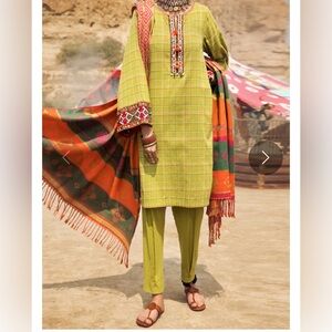 Elegant Lime Checkered Kurta and Pants Set